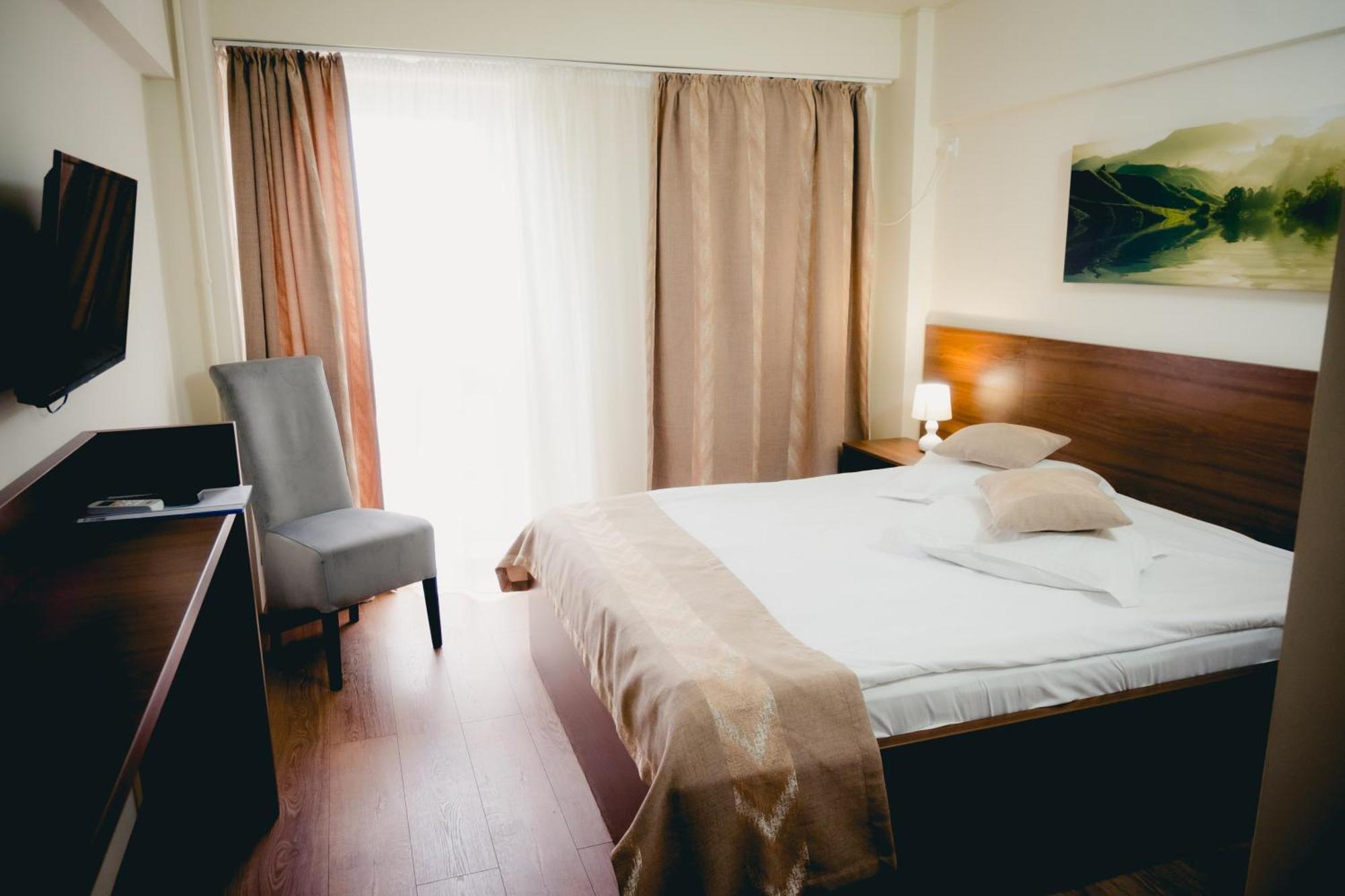 Hotel Valahia Targoviste Dış mekan fotoğraf