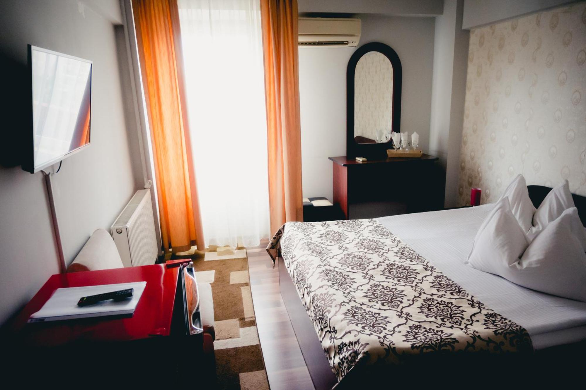 Hotel Valahia Targoviste Dış mekan fotoğraf