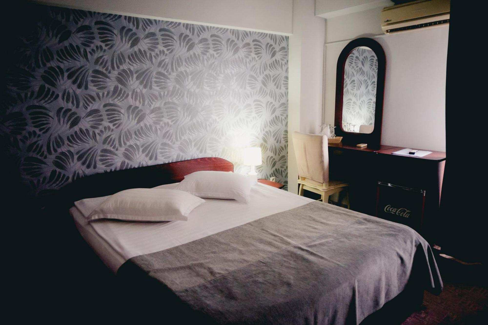 Hotel Valahia Targoviste Dış mekan fotoğraf