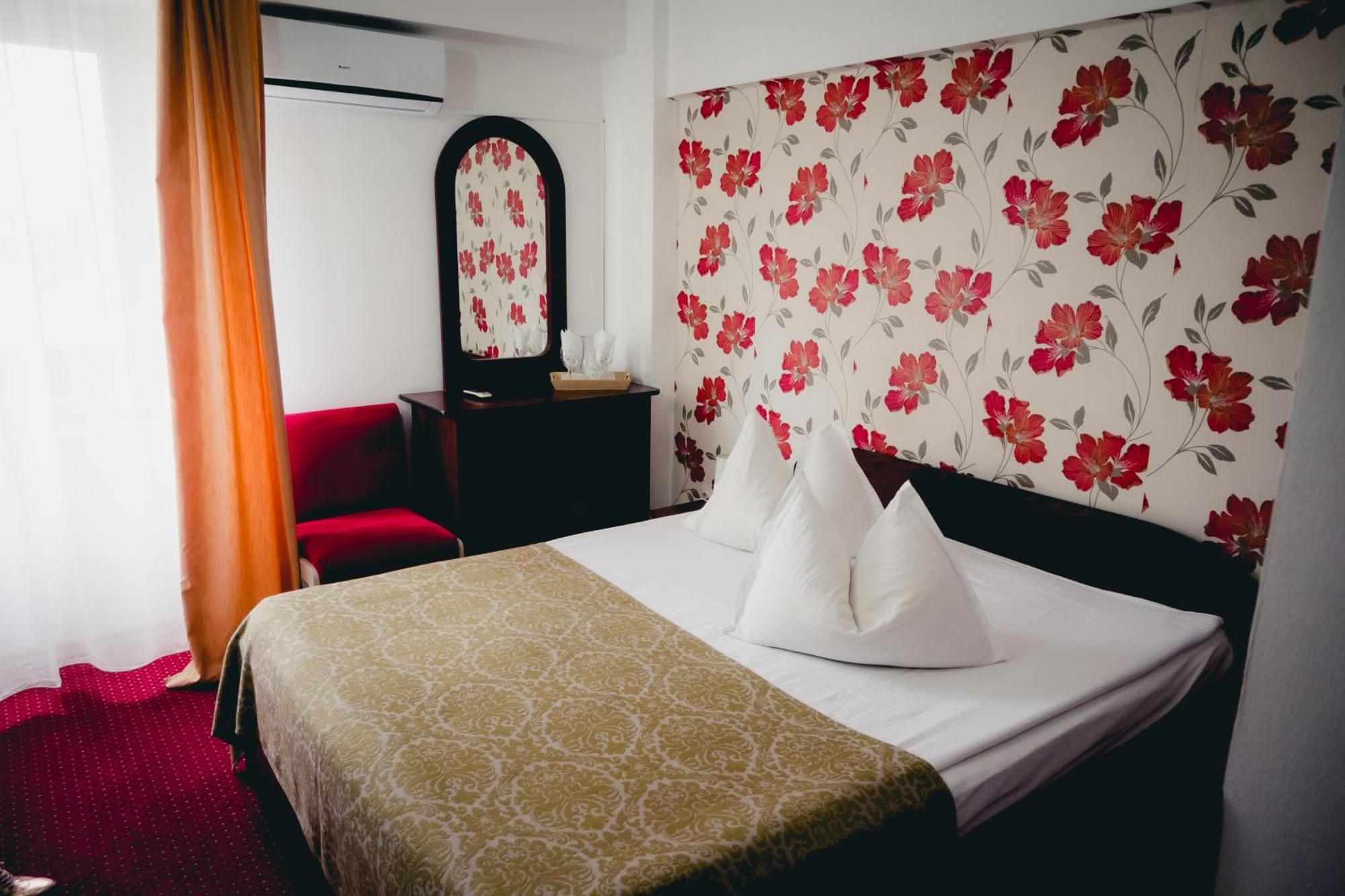 Hotel Valahia Targoviste Dış mekan fotoğraf