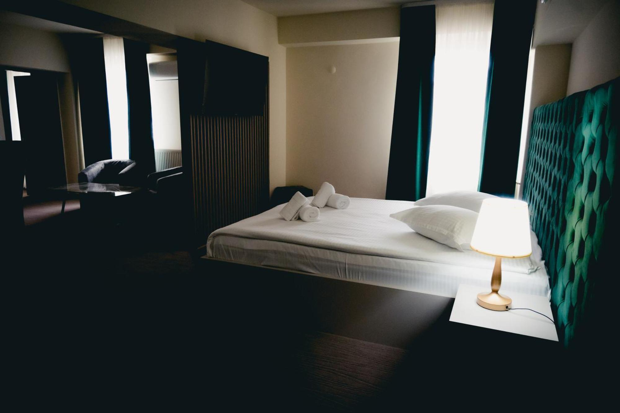 Hotel Valahia Targoviste Dış mekan fotoğraf