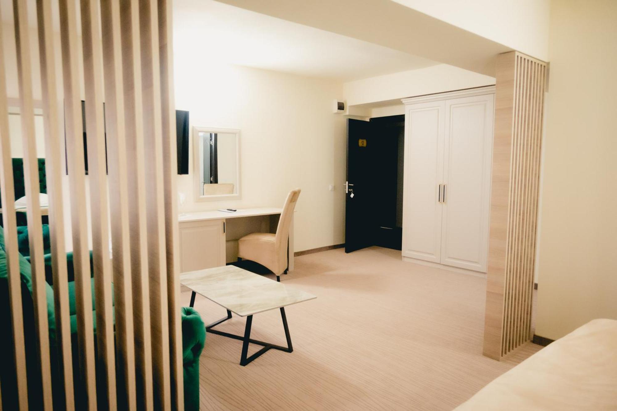 Hotel Valahia Targoviste Dış mekan fotoğraf