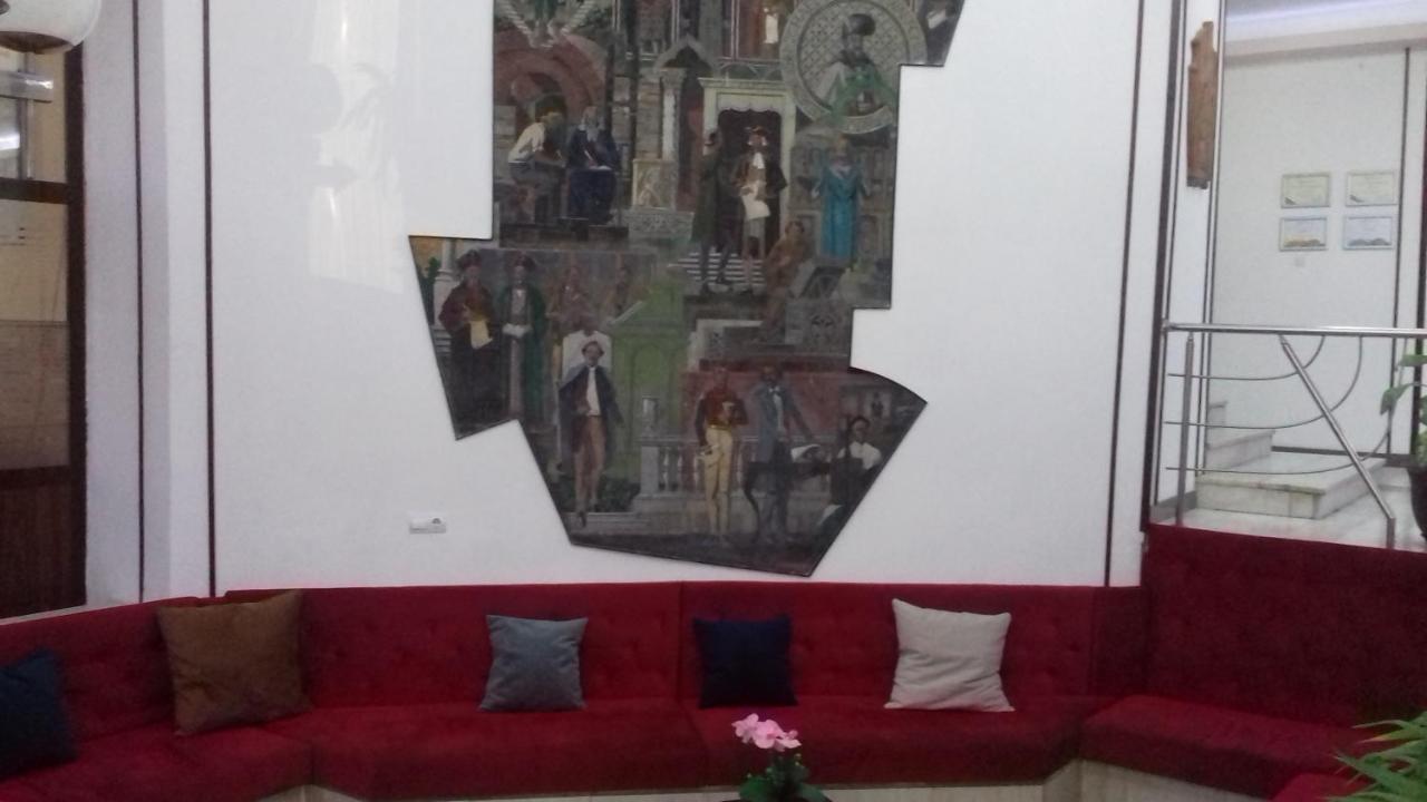 Hotel Valahia Targoviste Dış mekan fotoğraf